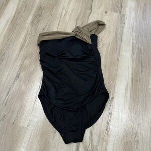 Venus Aphrodite one-piece black Brown ruched swimsuit‎ women's size 8